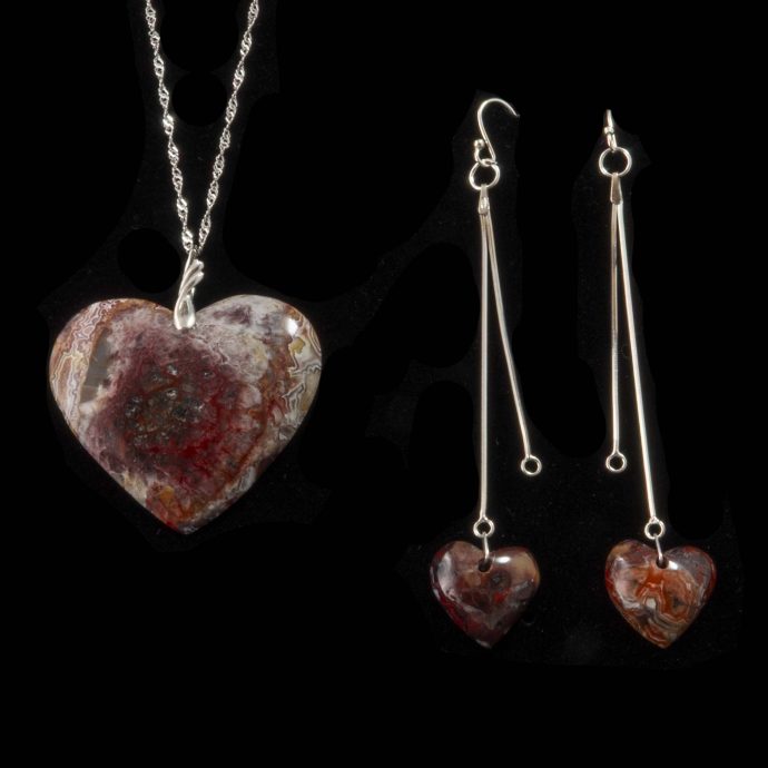 Mexican Crazy Lace Agate Heart Set